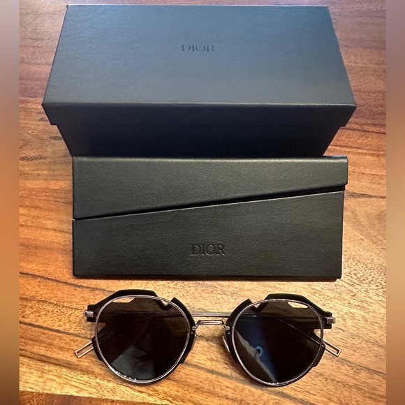 Dior breaker sunglasses - Picture 1 of 7